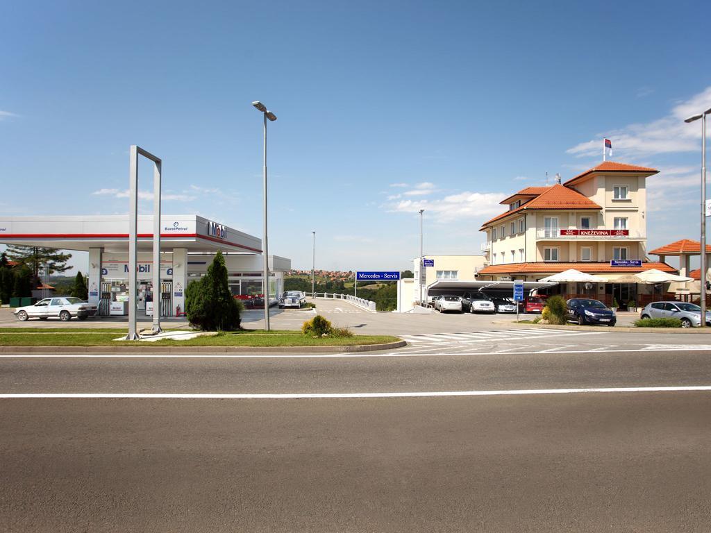 Hotel Knezevina Vranić Exteriör bild