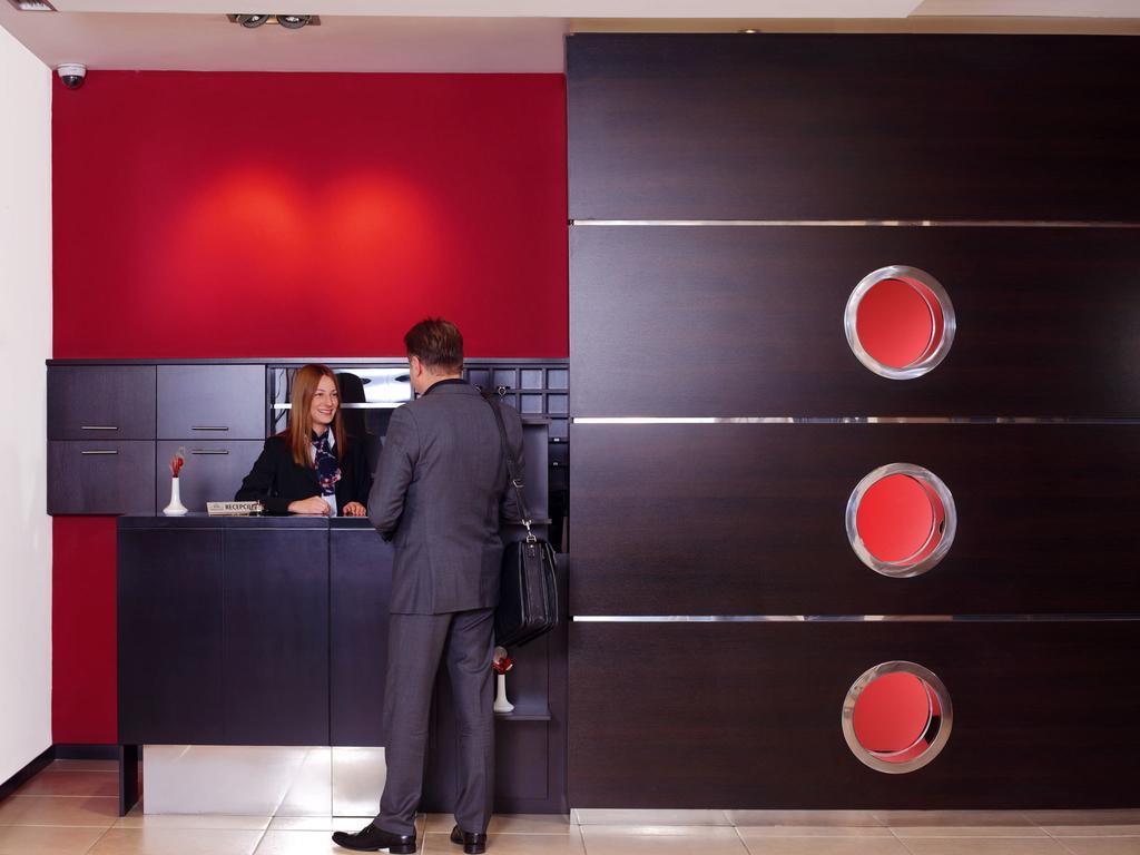 Hotel Knezevina Vranić Exteriör bild